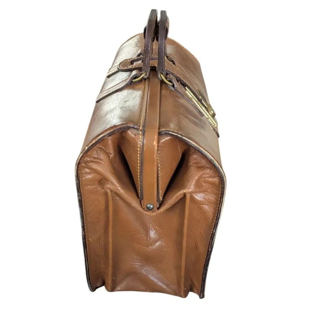 Vintage 1950s/1960s Leather Expandable hinged mouth Briefcase w locking latch